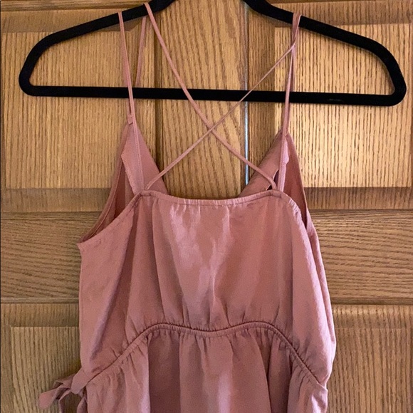 Strapped tank top blouse - Picture 4 of 4